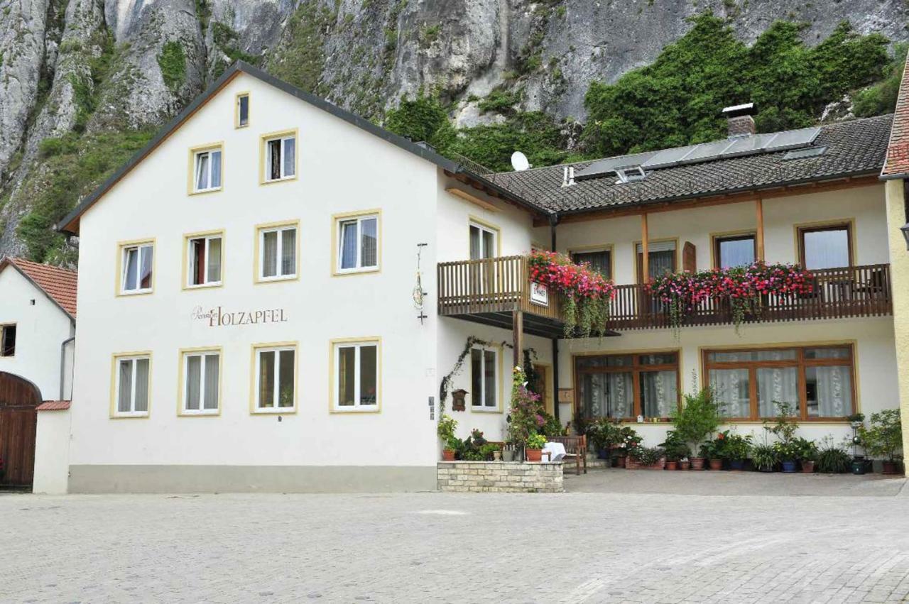 Pension Holzapfel เอสซิง ภายนอก รูปภาพ