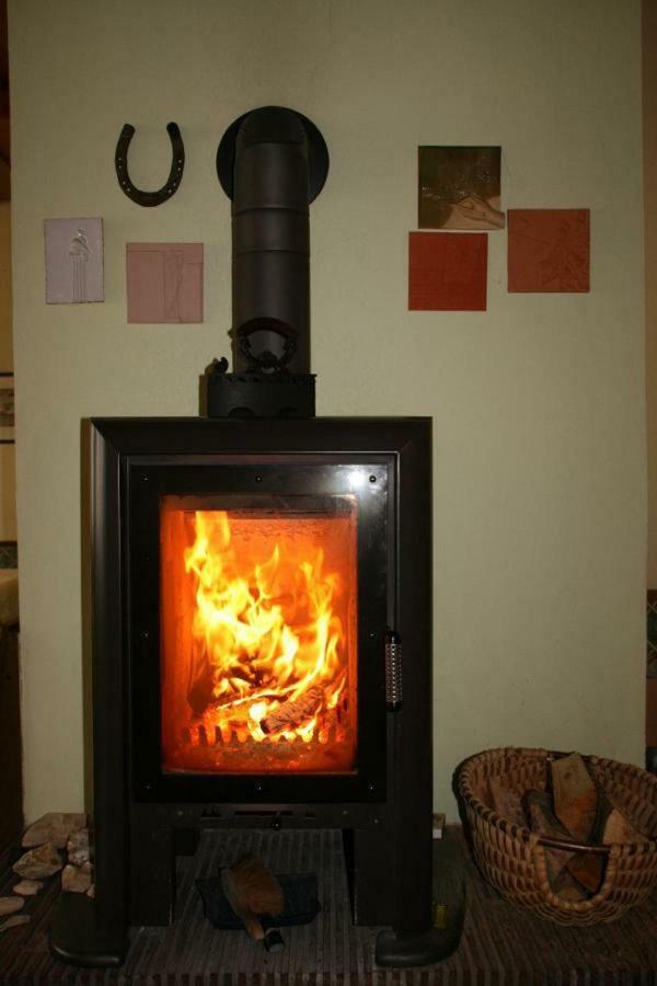 Pension Holzapfel เอสซิง ภายนอก รูปภาพ
